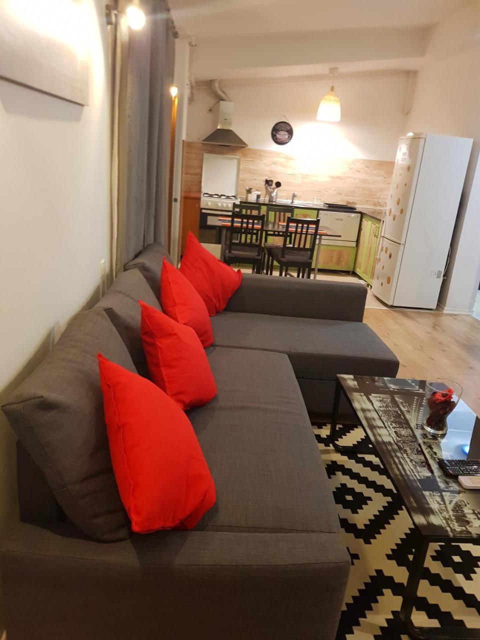 Modern Apartment With Pool In North Bucharest Cretuleasca Exteriér fotografie